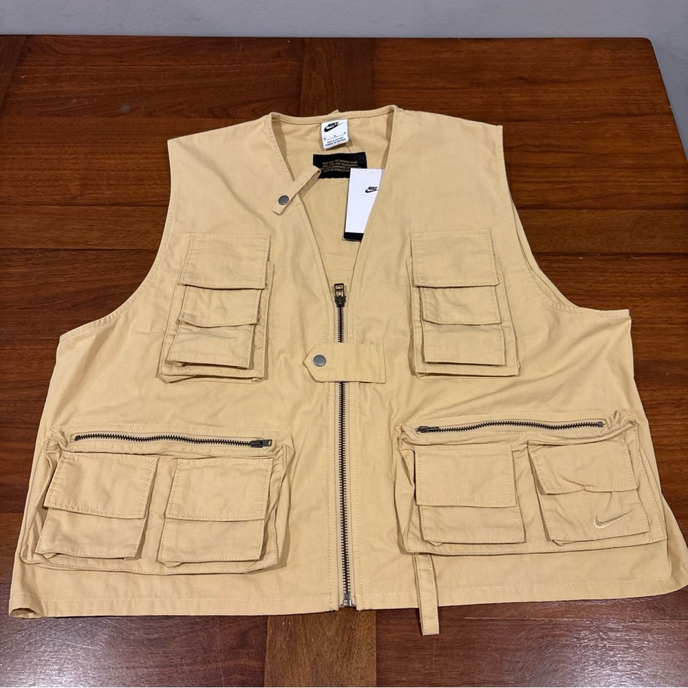 Nike Life Utility Vest Men's FN3214-325 Medium NWT $175